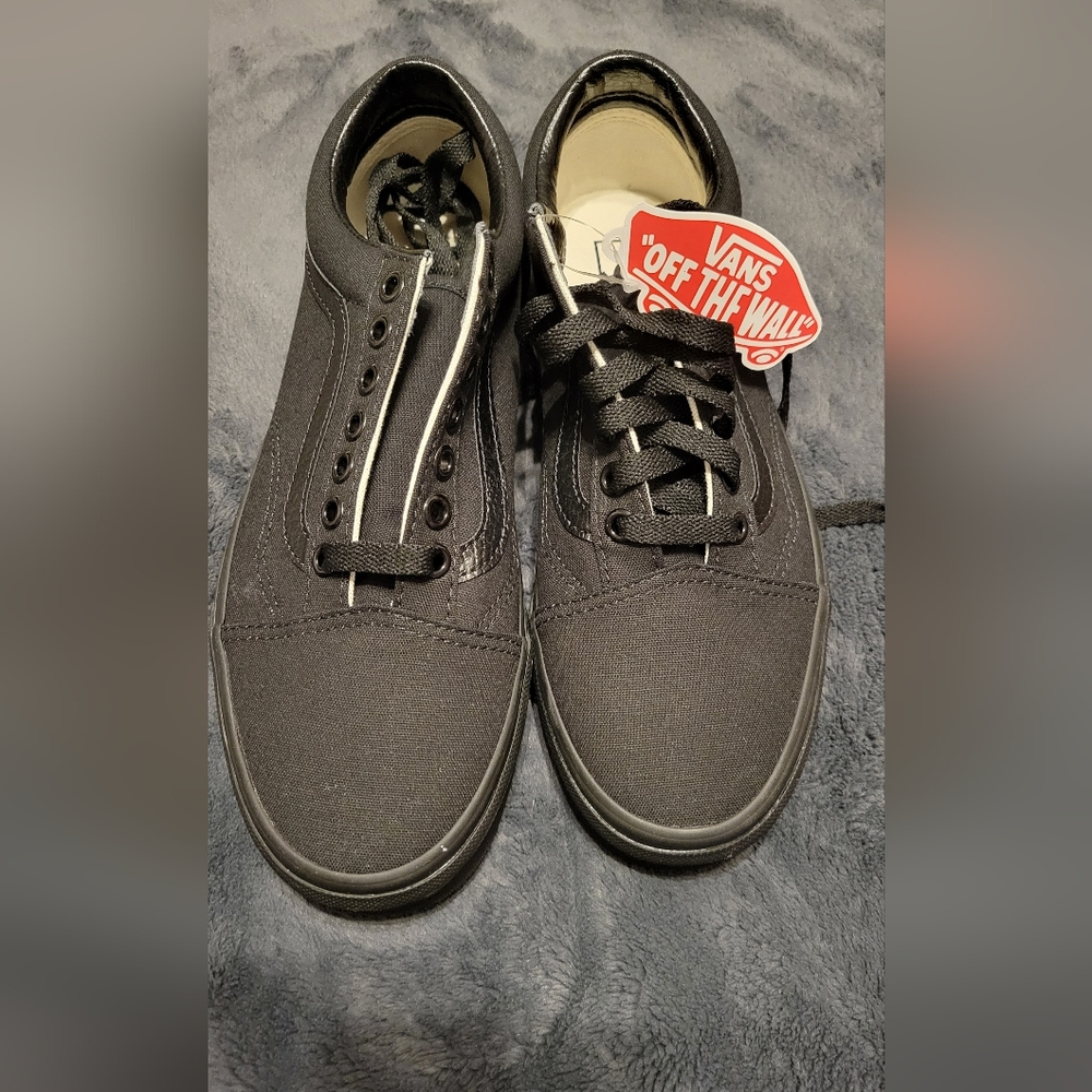 Black old school vans